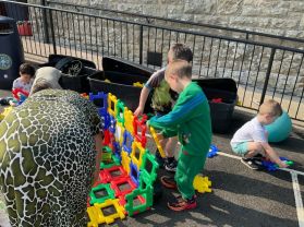 P7 and their Buddies enjoy Outdoor Play 