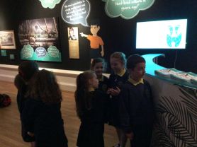 P3-4 MEET DIPPY THE DINOSAUR 