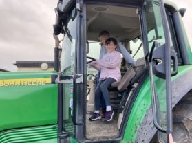 TRACTOR VISIT 