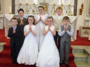 FIRST HOLY COMMUNION